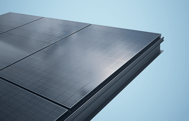 The carport can be equipped with Luxor bifacial photovoltaic panels for superior green energy production